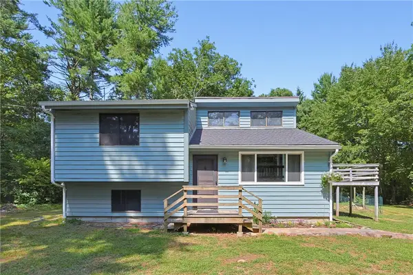 35 Dawn Lane, Richmond, RI 02894