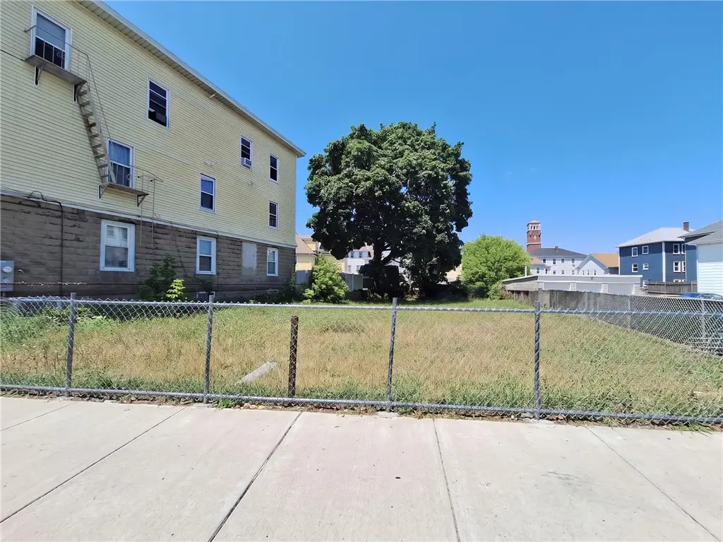 18 Magnolia Street, Pawtucket, RI 02860 - #1