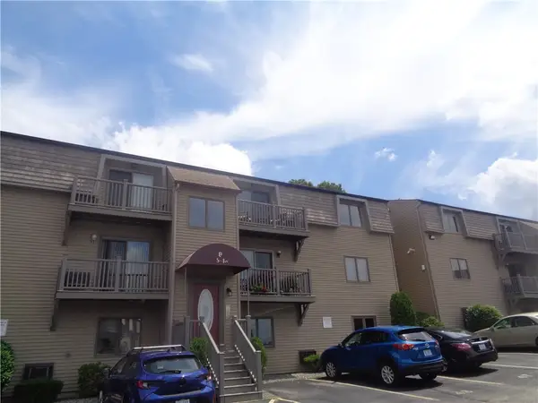 34 Village Court #34, West Warwick, RI 02893