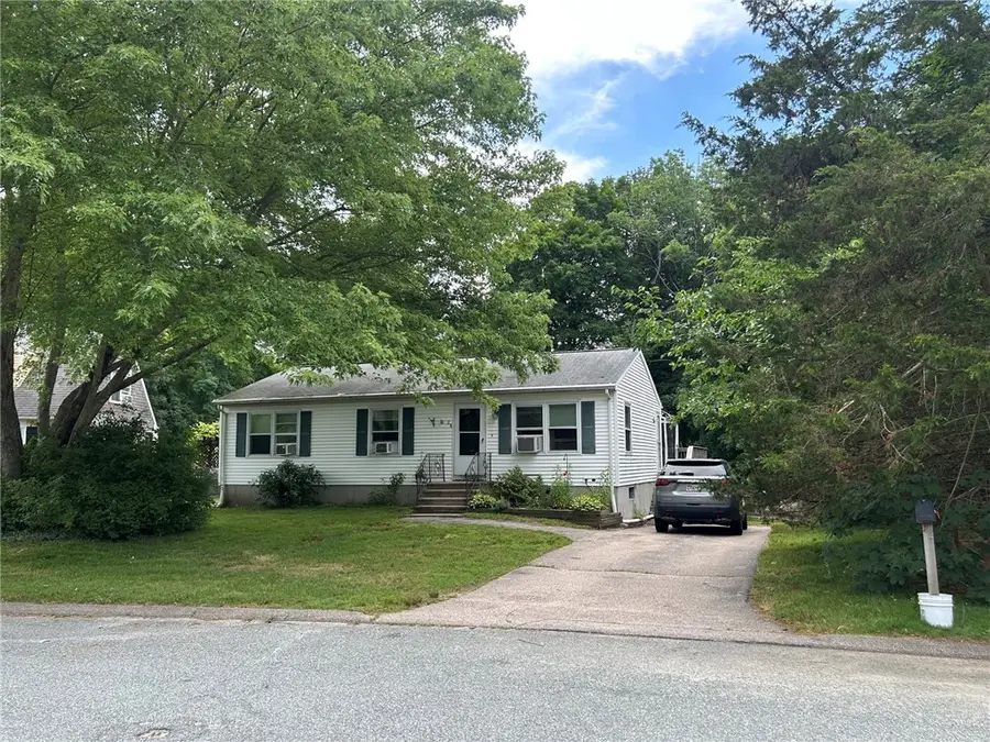28 Karee Court, South Kingstown, RI 02879 - #2