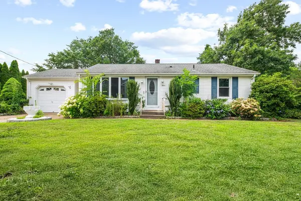 12 Janet Drive, West Warwick, RI 02893