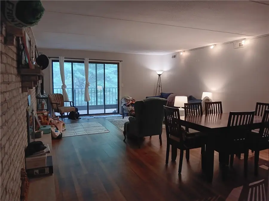 650 East Greenwich Avenue #3-305, West Warwick, RI 02893 - #2