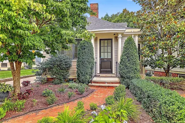 402 Angell Street, Providence, RI 02906
