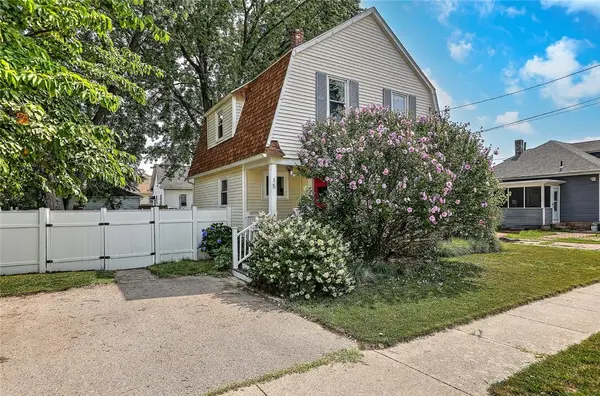 15 Wollaston Street, Cranston, RI 02910