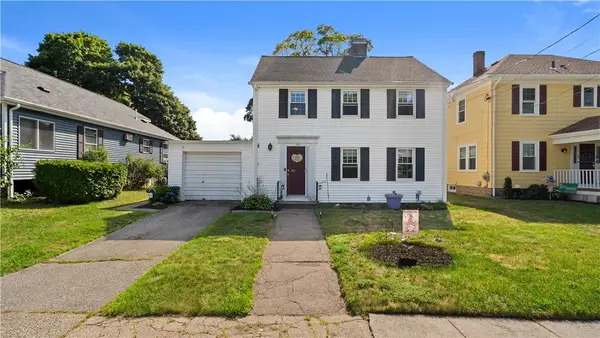 33 Linden Avenue, East Providence, RI 02916