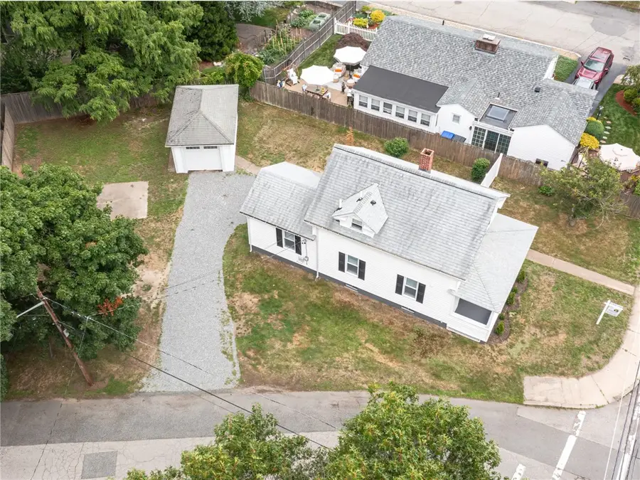 990 Pawtucket Avenue, Rumford, RI 02916 - #3