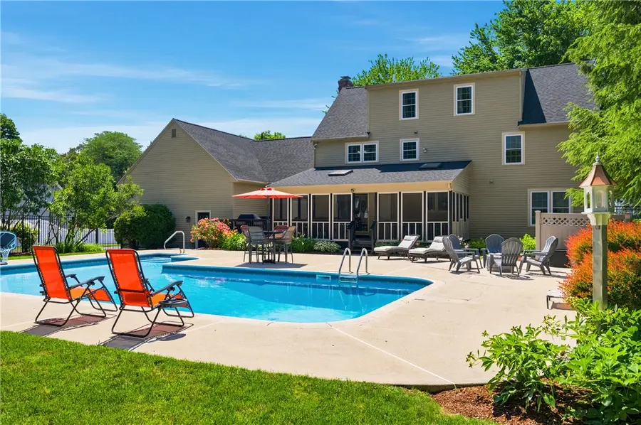 4 Fieldside Drive, Cumberland, RI 02864 - #3
