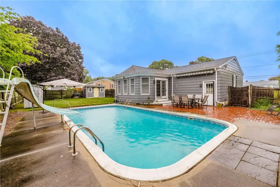 153 Russell Street, Tiverton, RI 02878 - #2