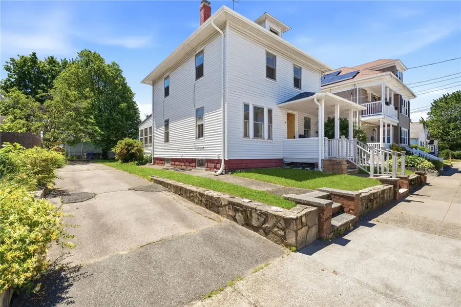 140 West Lawn Avenue, Pawtucket, RI 02860 - #3