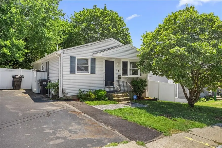 40 Blackstone Street, Cumberland, RI 02864 - #3
