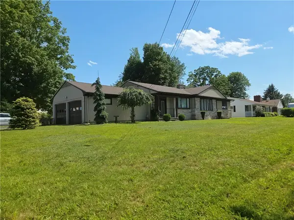 218 Oaklawn Avenue, Cranston, RI 02920