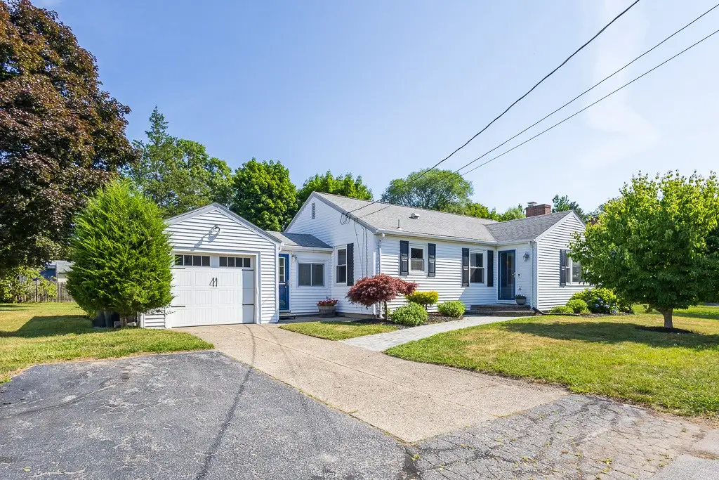 40 Greenfield Road, Cumberland, RI 02846 - #1