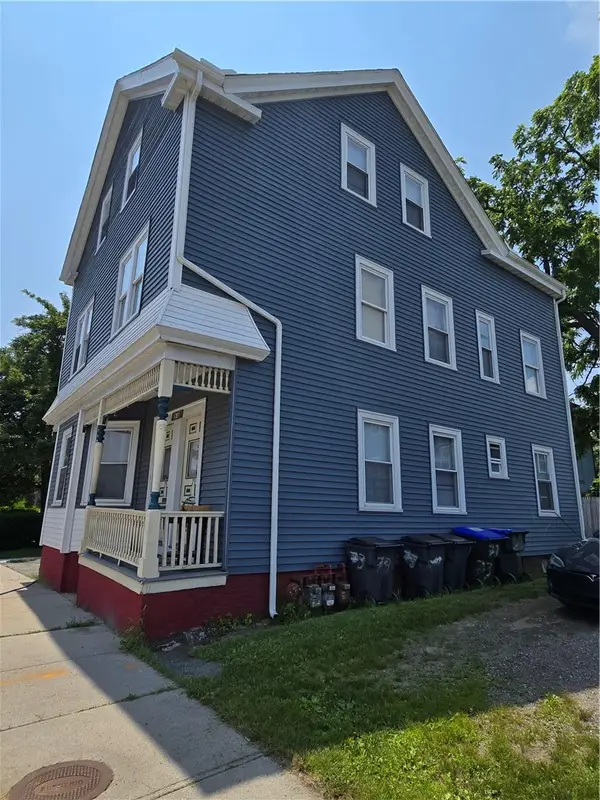 73 Beacon Avenue, Providence, RI 02903
