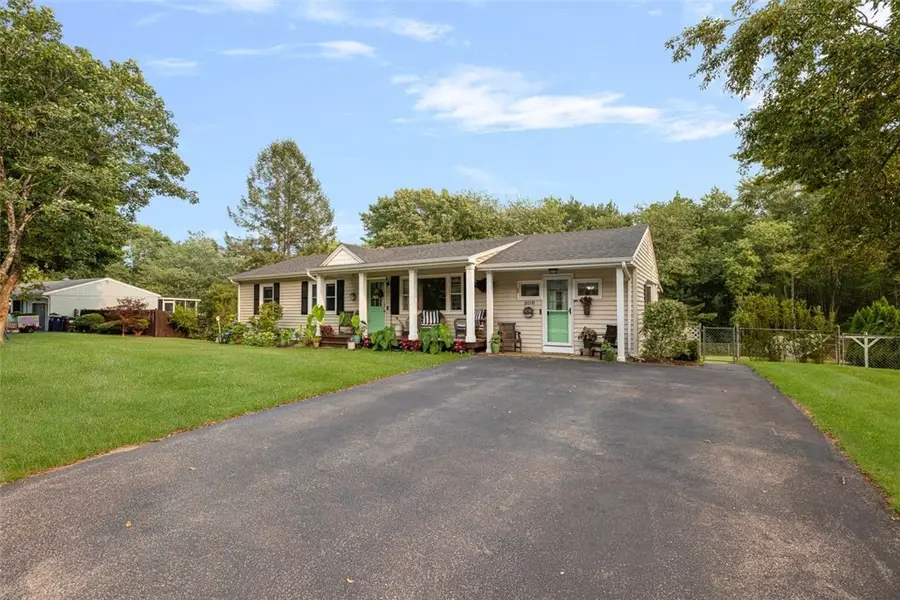 209 Dahlia Drive, North Kingstown, RI 02852 - #3