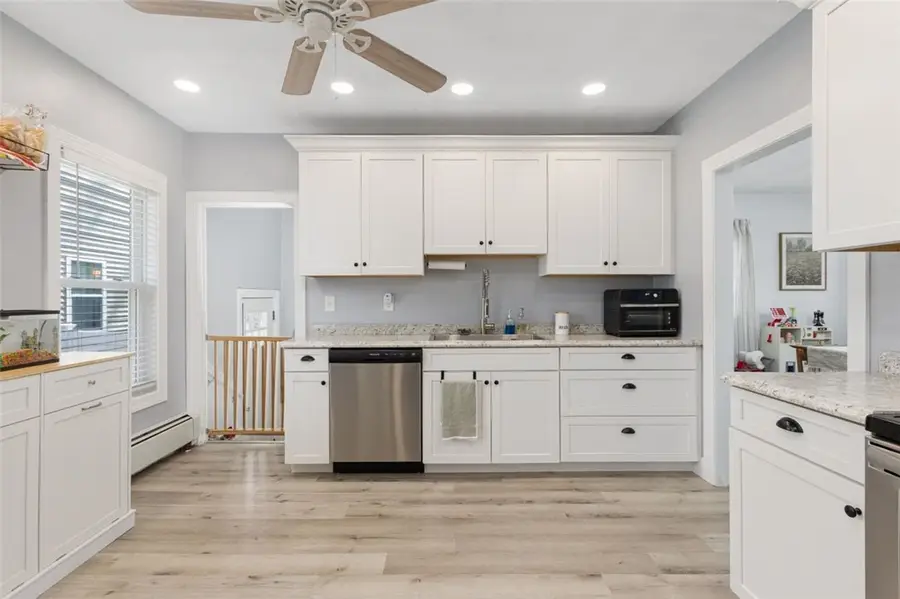 11 Minerva Avenue, Cumberland, RI 02864 - #3
