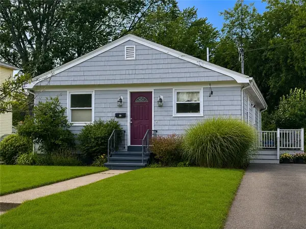 65 Marion Avenue S, Cranston, RI 02905