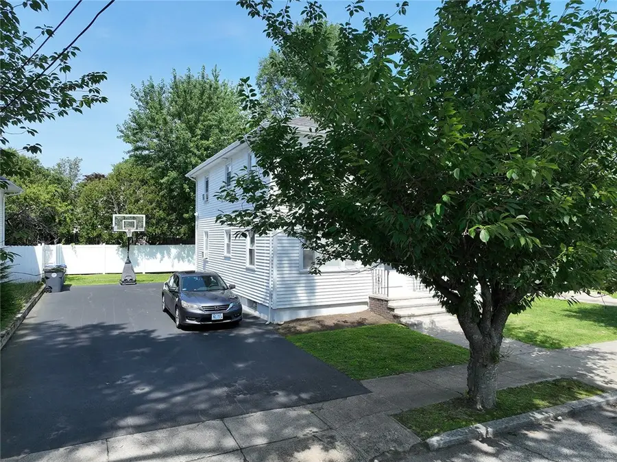 23 Iona Street, Providence, RI 02908 - #3