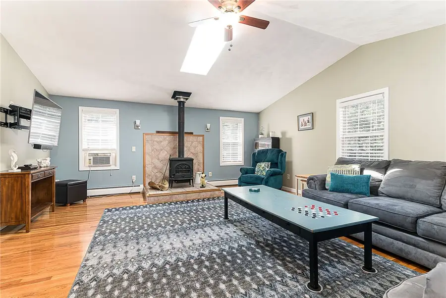 6 Christopher Street, South Kingstown, RI 02879 - #3