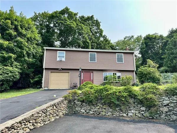 5 Browne Hill Court, Lincoln, RI 02865