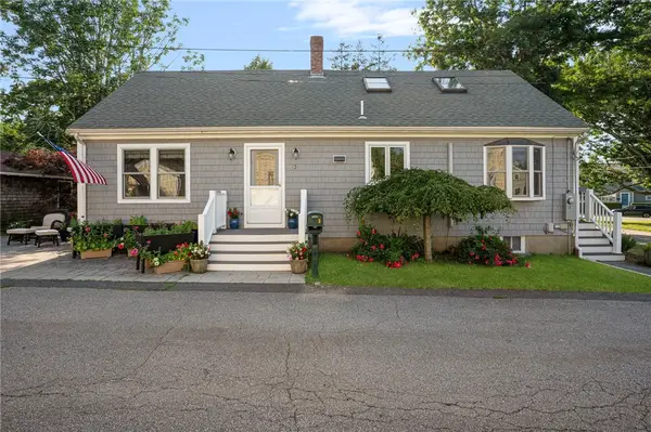 3 Harold Street, Newport, RI 02840