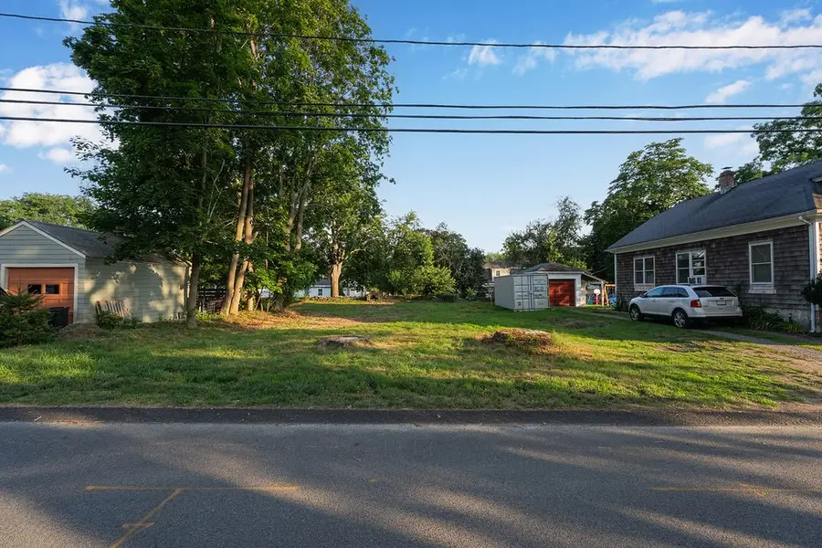 128 Peck Avenue, Bristol, RI 02809 - #2