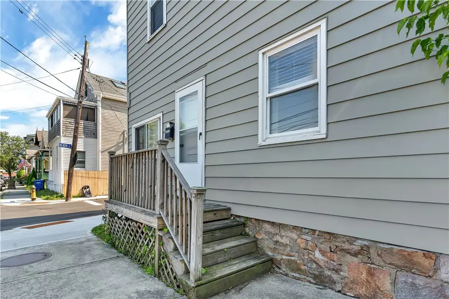 24 Pond Avenue, Newport, RI 02840 - #3