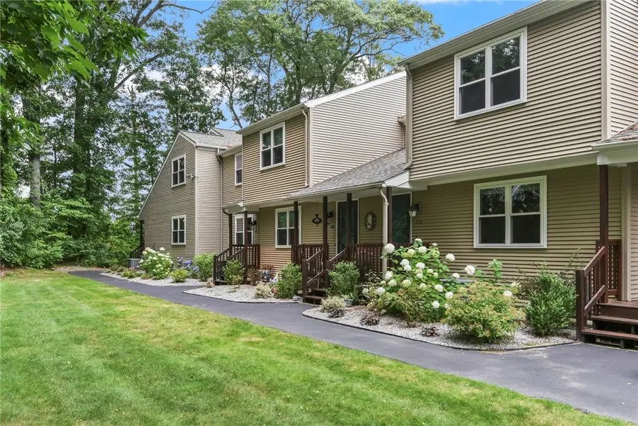 351 New London Avenue #105, Warwick, RI 02886 - #3