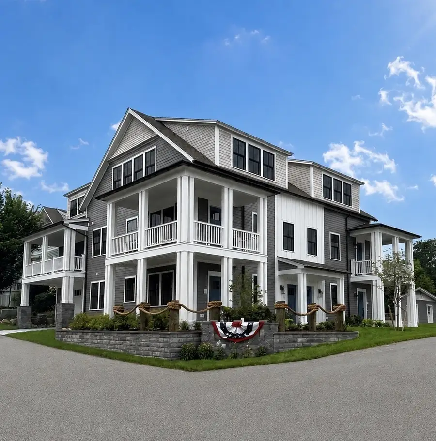 67 Queen Street #5C, East Greenwich, RI 02818 - #2