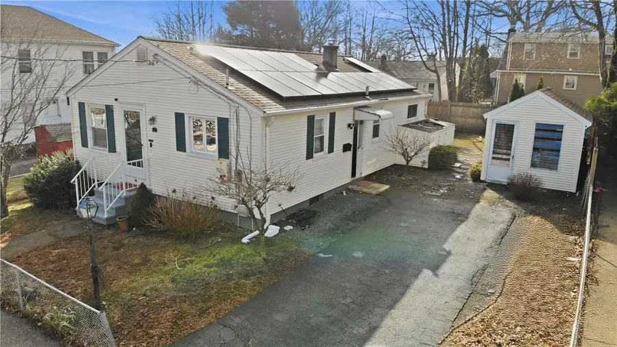 62 Hillcrest Avenue, Pawtucket, RI 02860 - #2