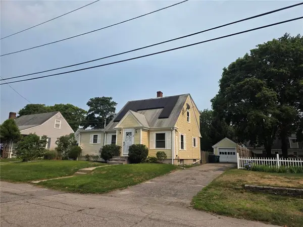 86 Sevilla Avenue, Warwick, RI 02889