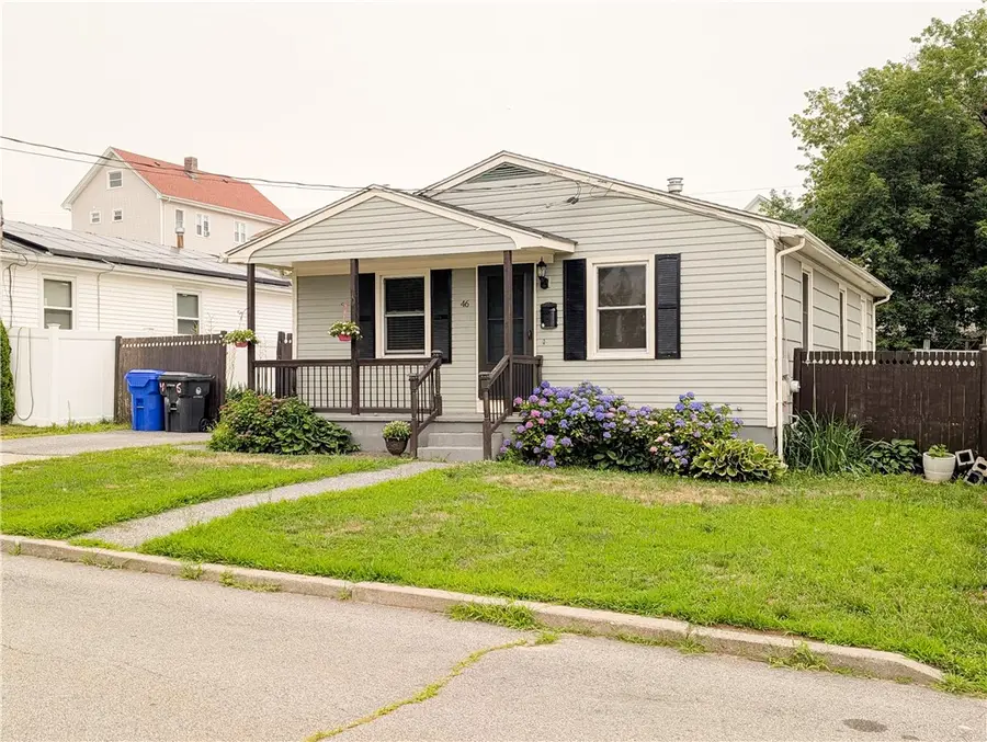 46 W Carpenter Street, Pawtucket, RI 02860 - #2