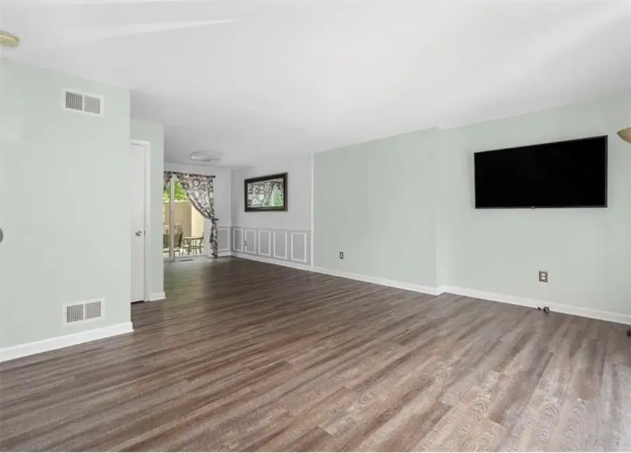 14 Kristee Circle #14, West Warwick, RI 02893 - #3