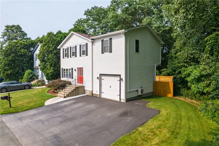 9 Milburn Street, Johnston, RI 02919 - #3