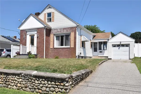 37 King Street, Johnston, RI 02917