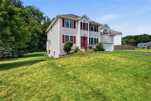 23 Bernon Drive, Lincoln, RI 02865