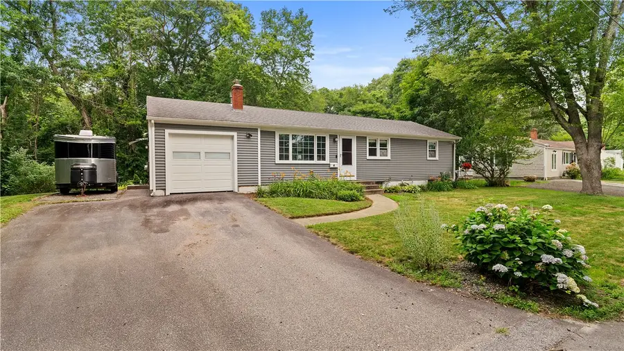 40 Sachem Road, North Kingstown, RI 02852 - #3