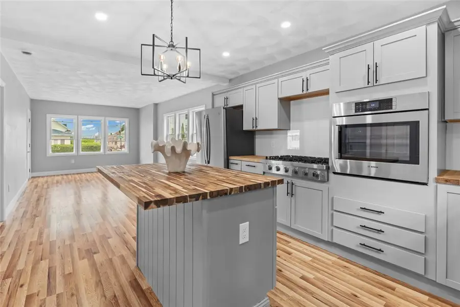 51 Alto Street, Cranston, RI 02920 - #3