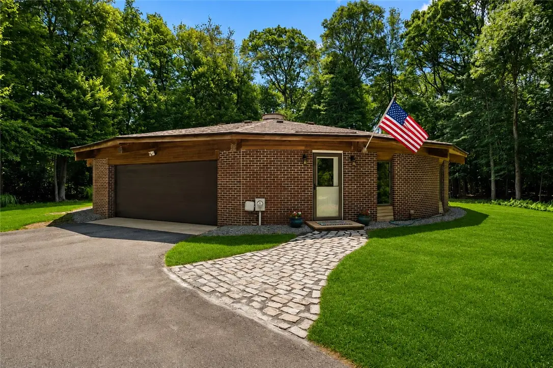 2 Pachet Brook Road, Little Compton, RI 02837 - #1