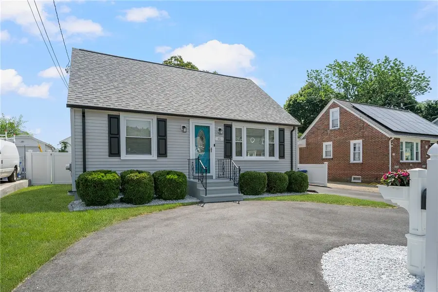 45 Burnett Street, Johnston, RI 02919 - #2