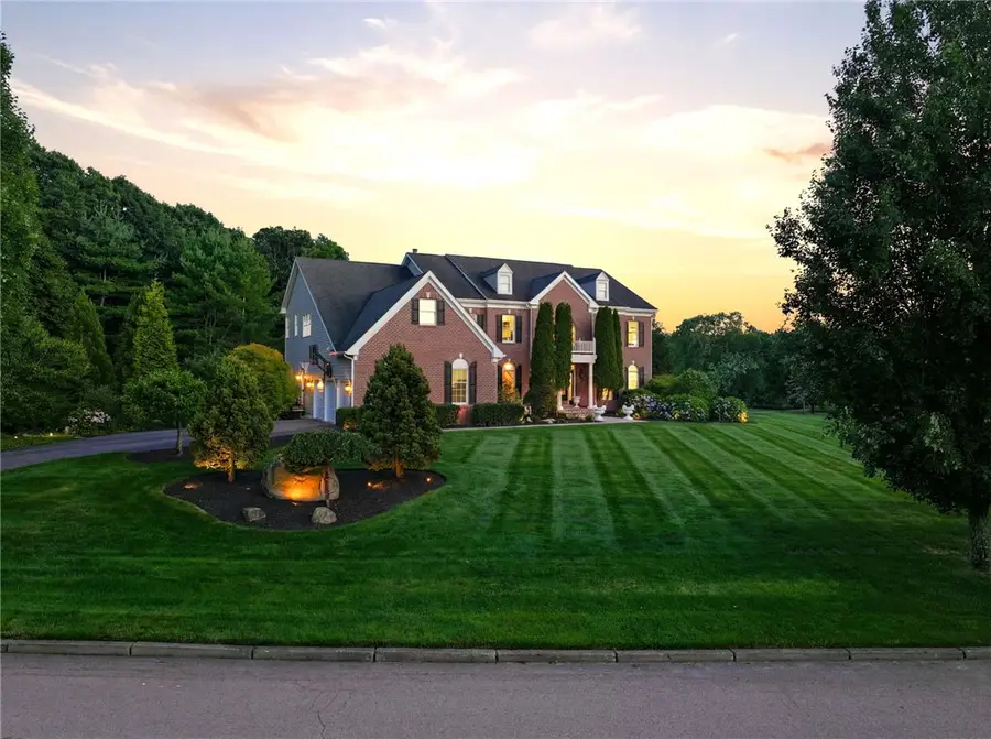10 Lovegreen Lane, East Greenwich, RI 02818 - #2