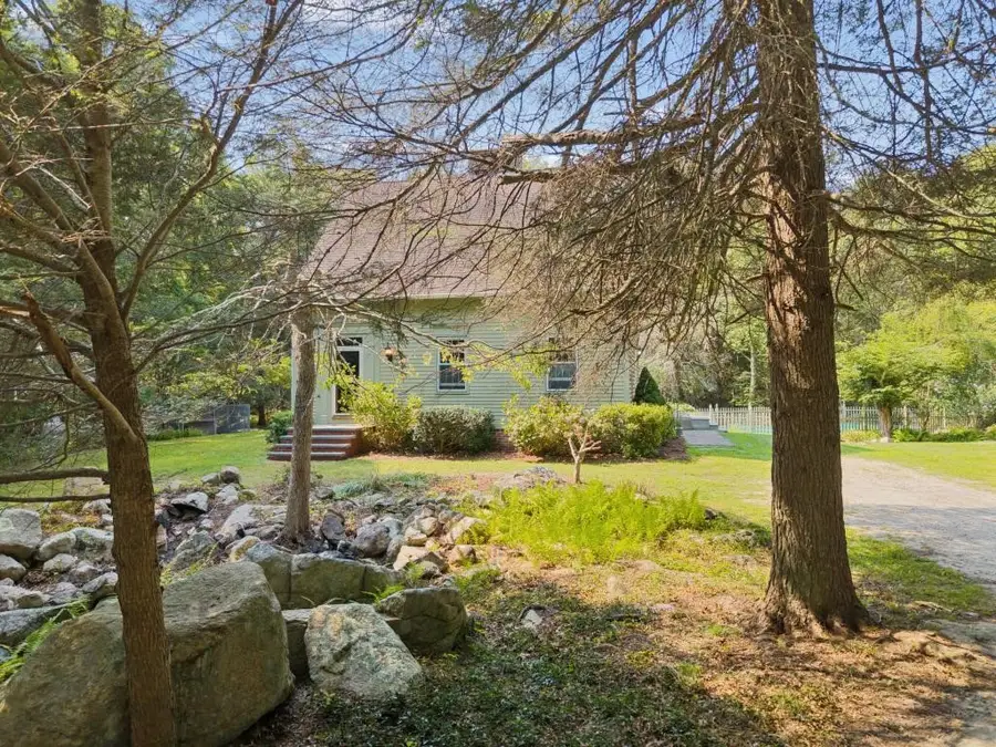 840 Lake Road, Tiverton, RI 02878 - #2