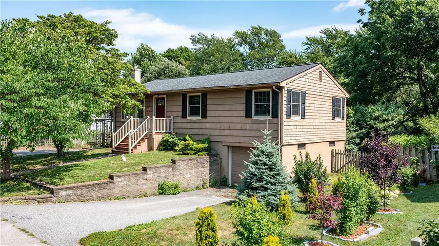 41 Mount View Avenue, North Kingstown, RI 02852 - #2