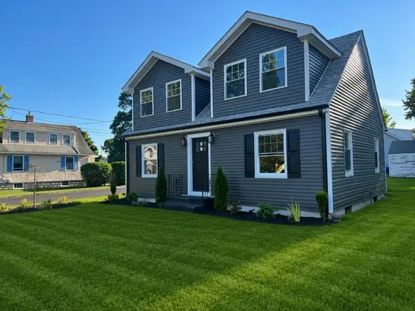 49 Metropolitian Park Drive, East Providence, RI 02915