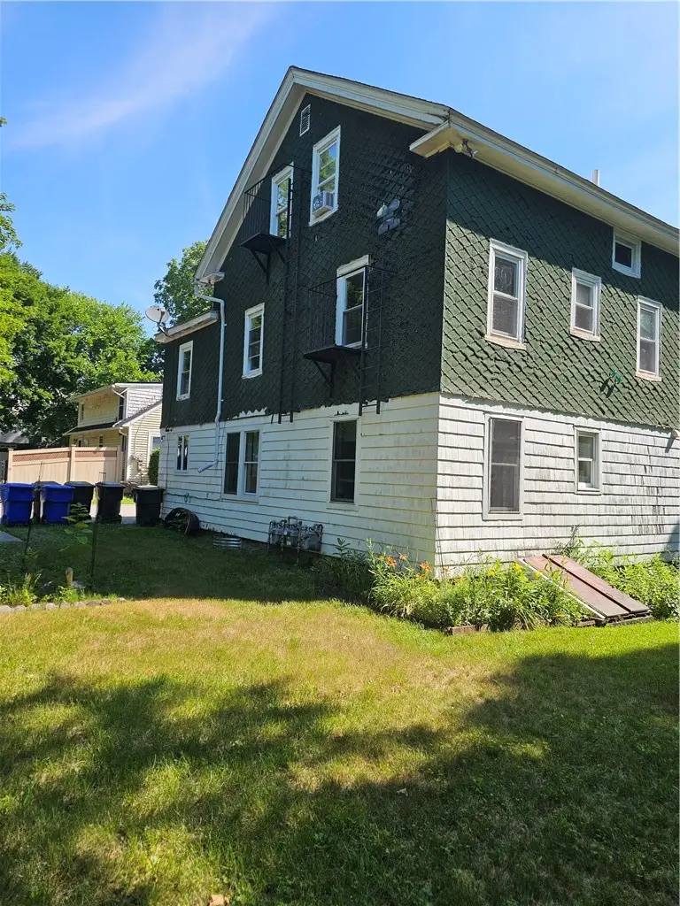 8 Snells Court, West Warwick, RI 02893 - #2