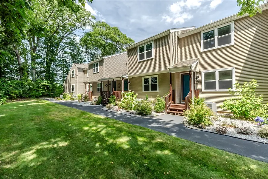 351 New London Avenue #106, Warwick, RI 02886 - #2