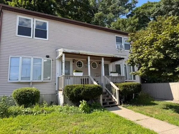 32 Bowles Court, Pawtucket, RI 02860