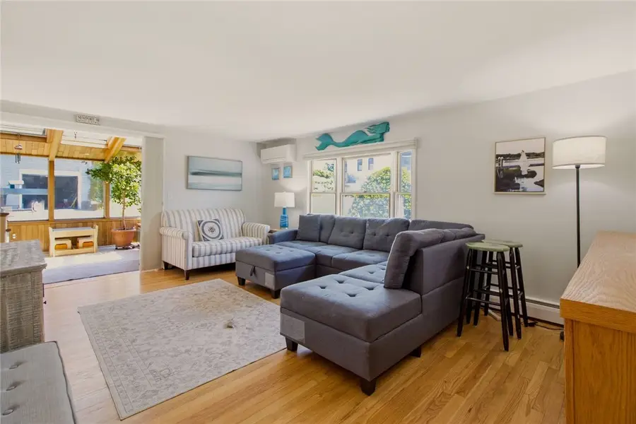 10 Kerins Terrace, Newport, RI 02840 - #3