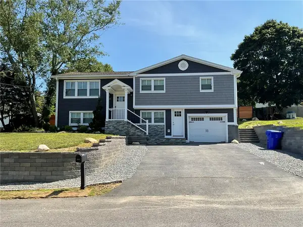 40 Bayberry Drive, West Warwick, RI 02893