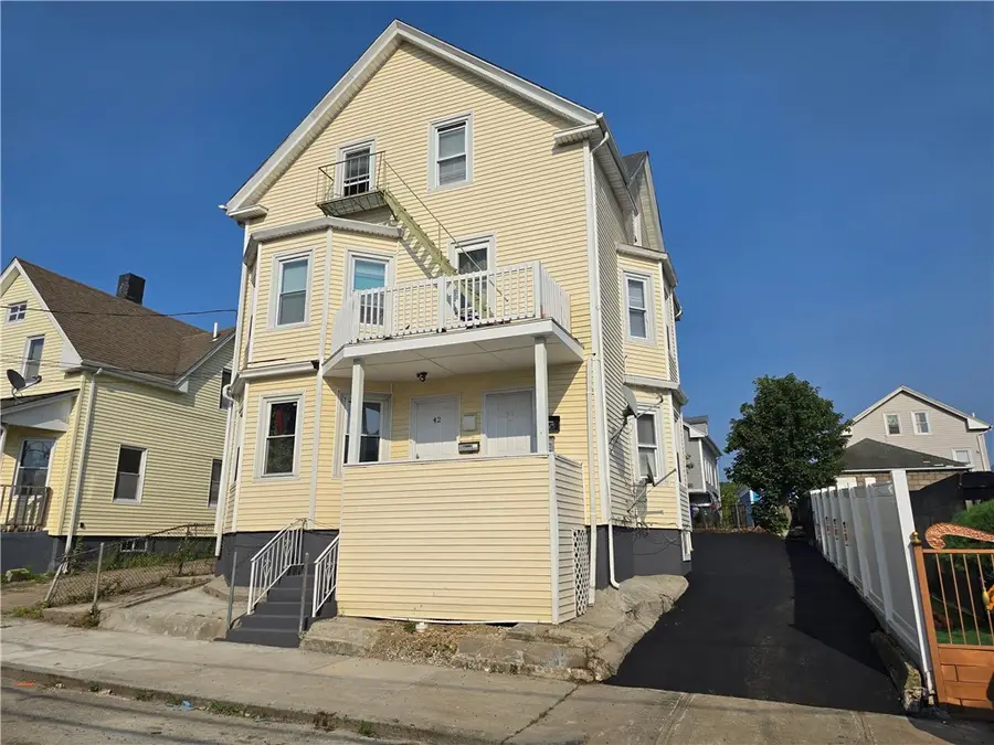42 Calder Street, Providence, RI 02907 - #2