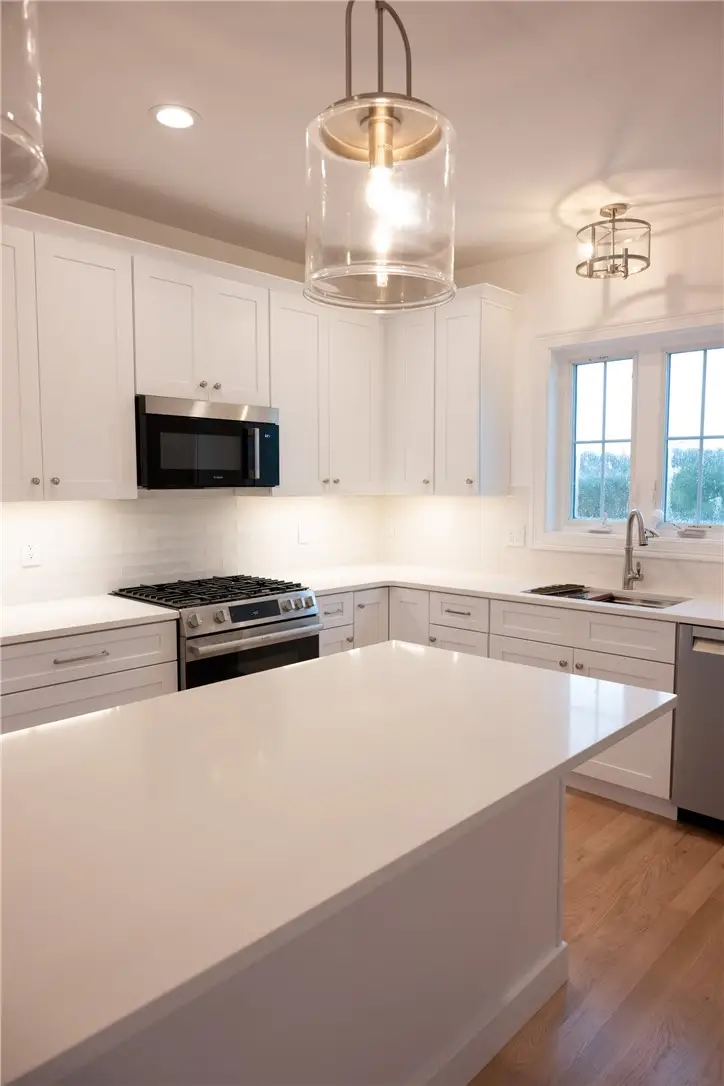 25 Bunker Hill Crossing, Portsmouth, RI 02871 - #3